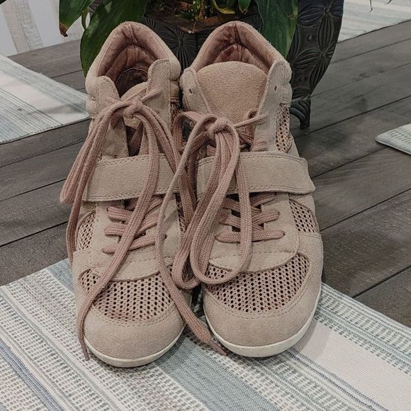 ASH Sneakers Size 40 - Picture 1 of 8